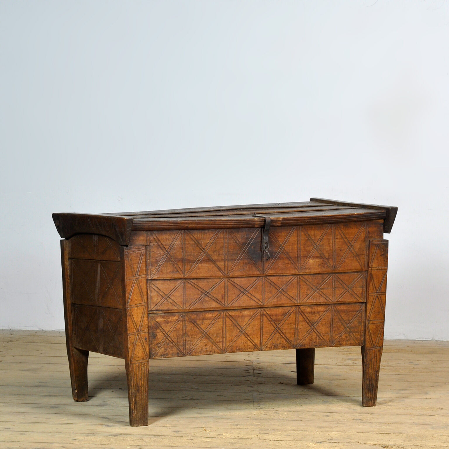 Antique shepherd’s chest, 1850s