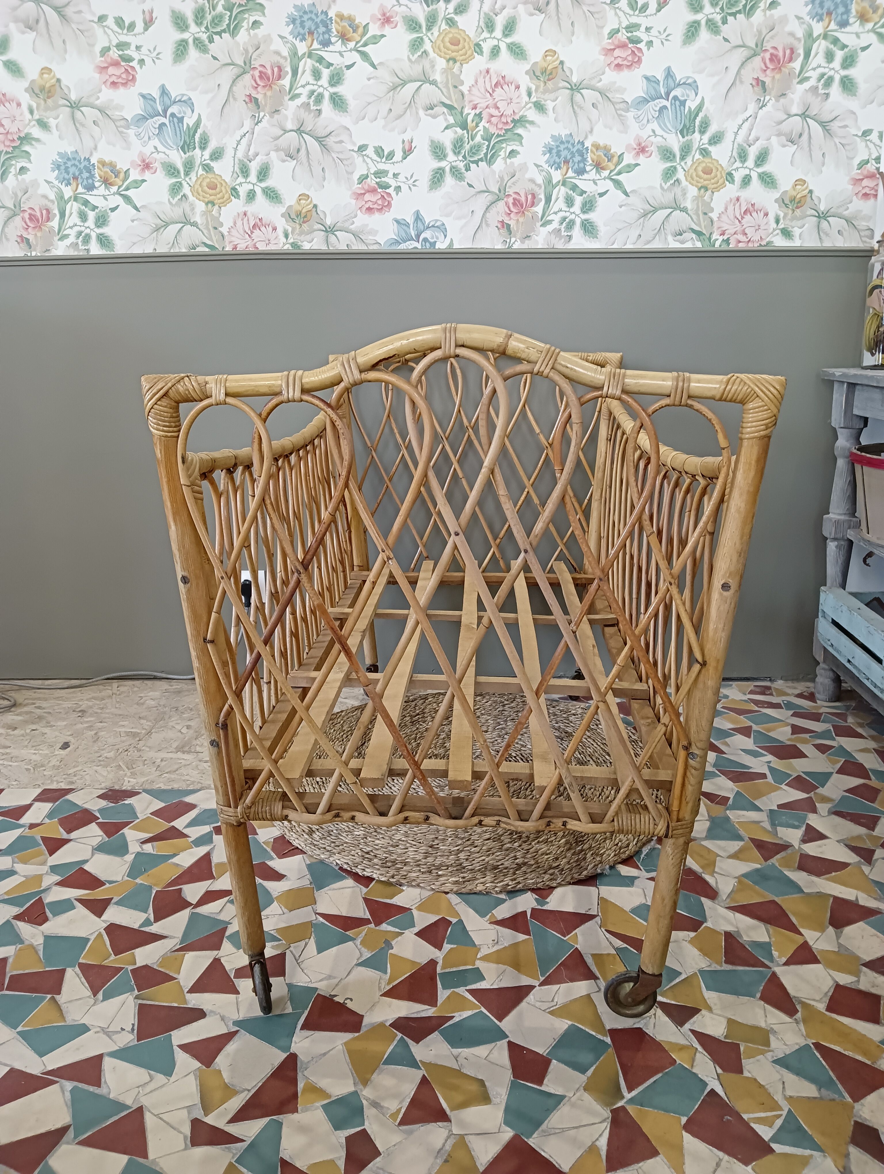 Rattan cot