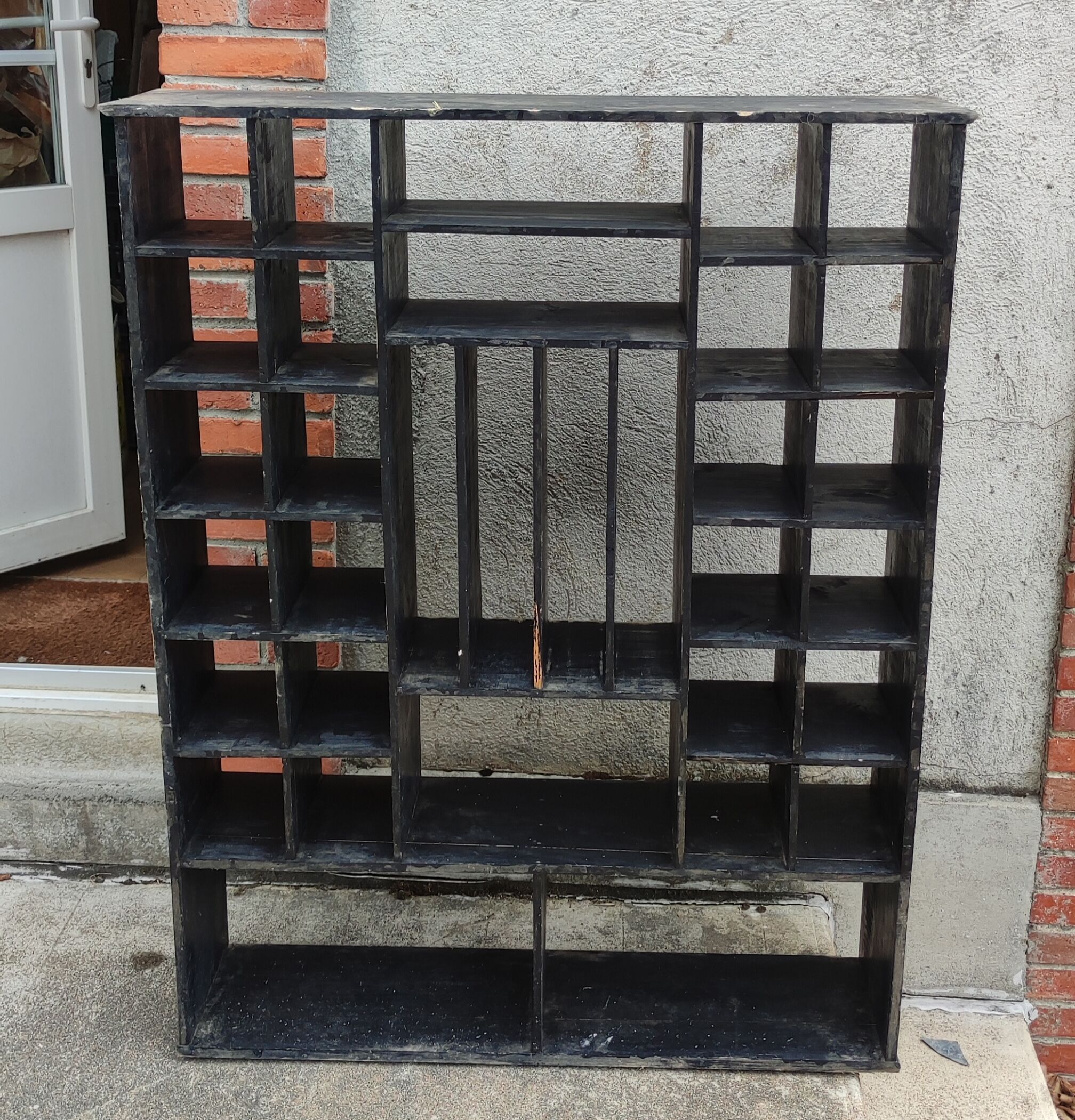 Vintage compartment cabinet