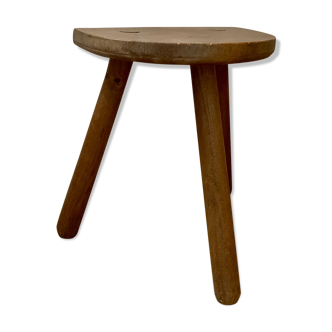 Tabouret tripode en bois