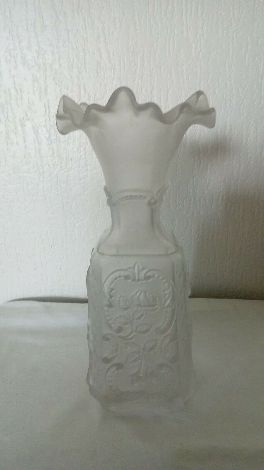 Vase in molded glass and depoli decor chimere art nouveau