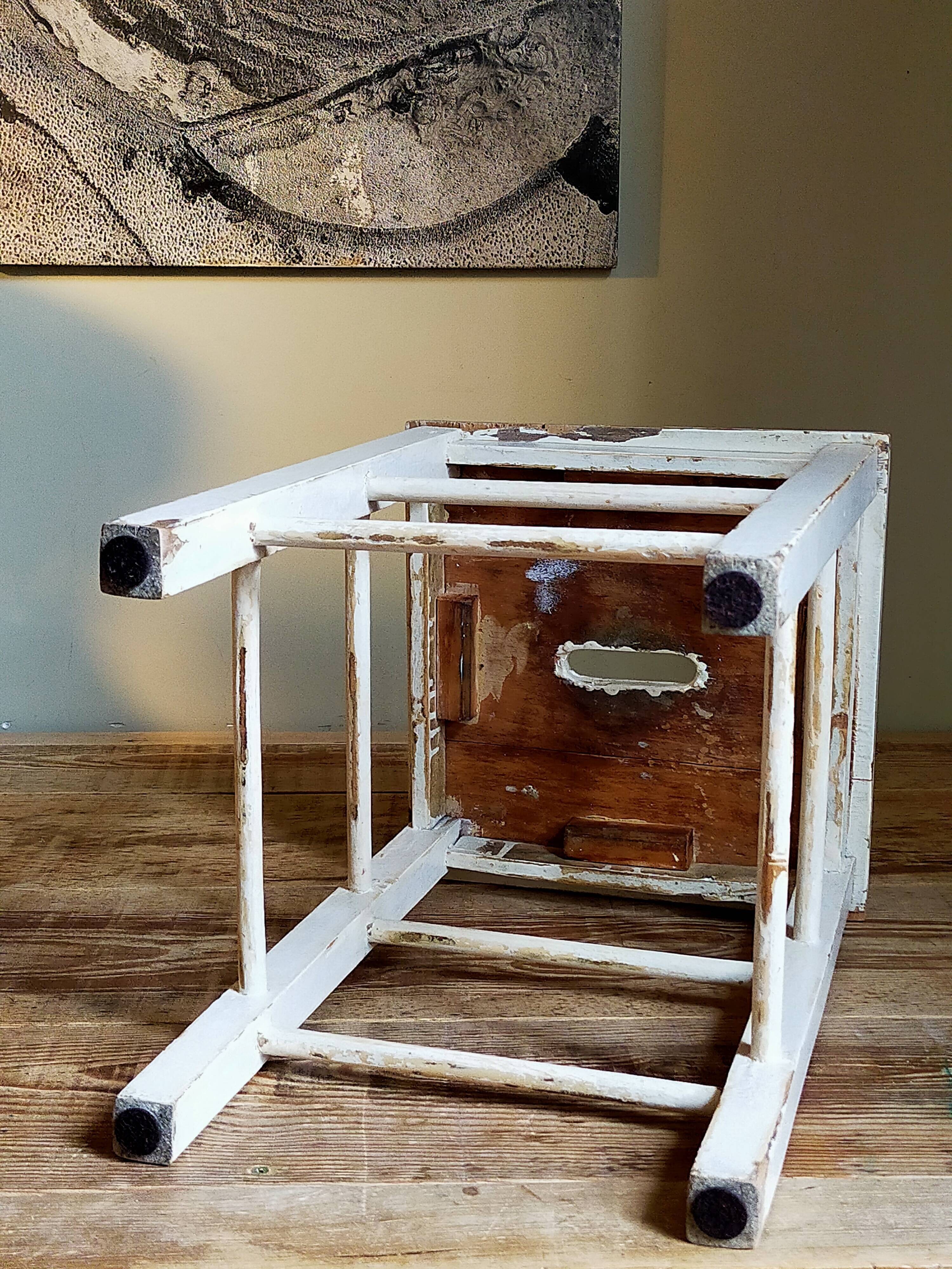 Workshop stool in vintage patinated solid wood