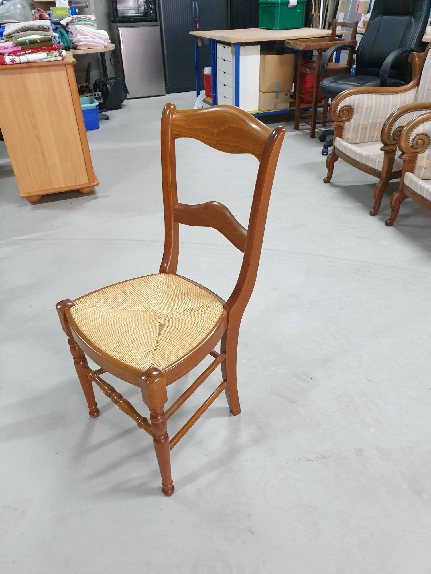 Set of 4 cherry chairs