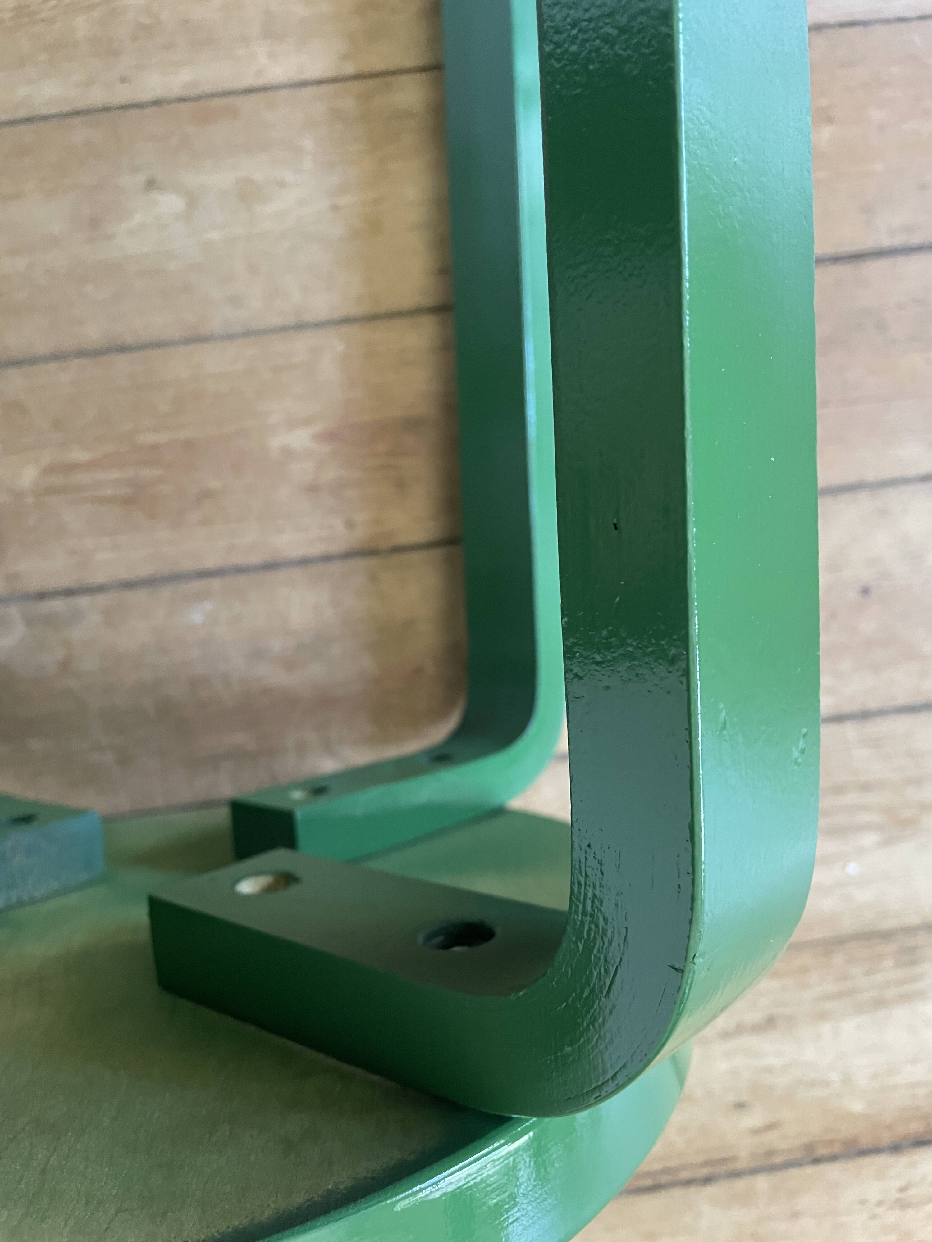 Tabouret Style Alvar Aalto vert