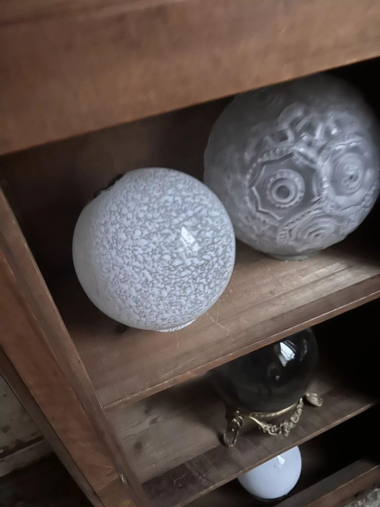 Art Deco walnut buffet – The elegance of the 1930s