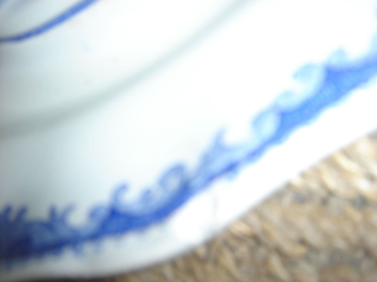 English porcelain saucer lunéville jouy motif