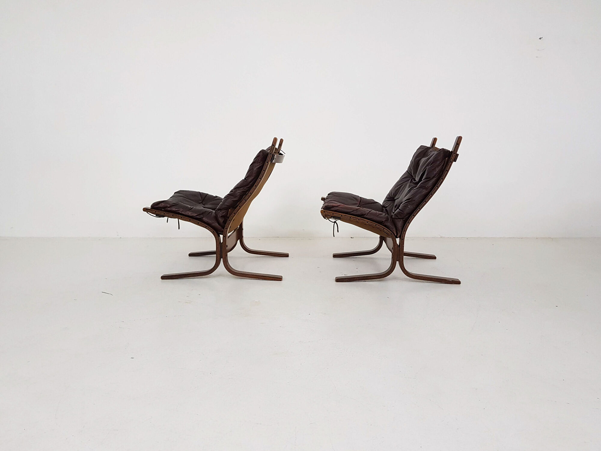 Set of 2 leather Ingmar Relling for Westnofa “Siesta” chairs, Norway 1960’s