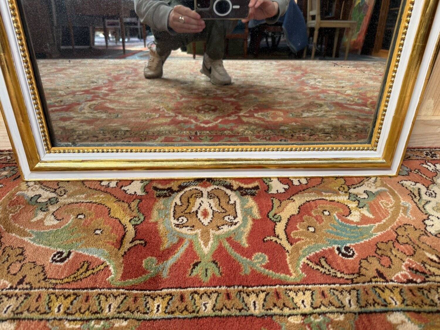 Mirror of the in-between – Louis XVI style – White lacquered and gilded with gold leaf