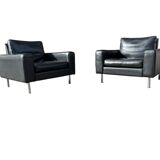 Lot de 2 fauteuils en cuir au design vintage