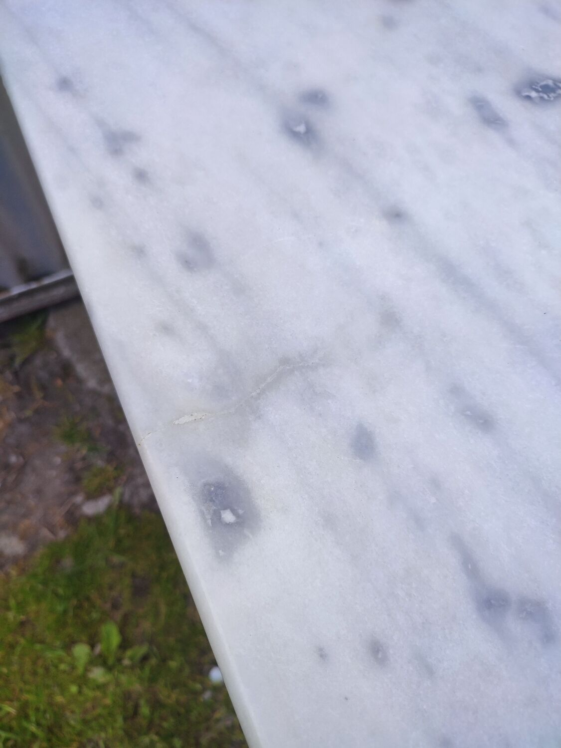 Table café bistro marble stone