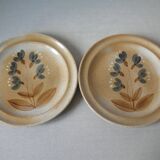 Set of 2 old and large flat plates in Marais sandstone 25 cm table decoration