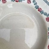 Moulin des Loups soup plates with garlands