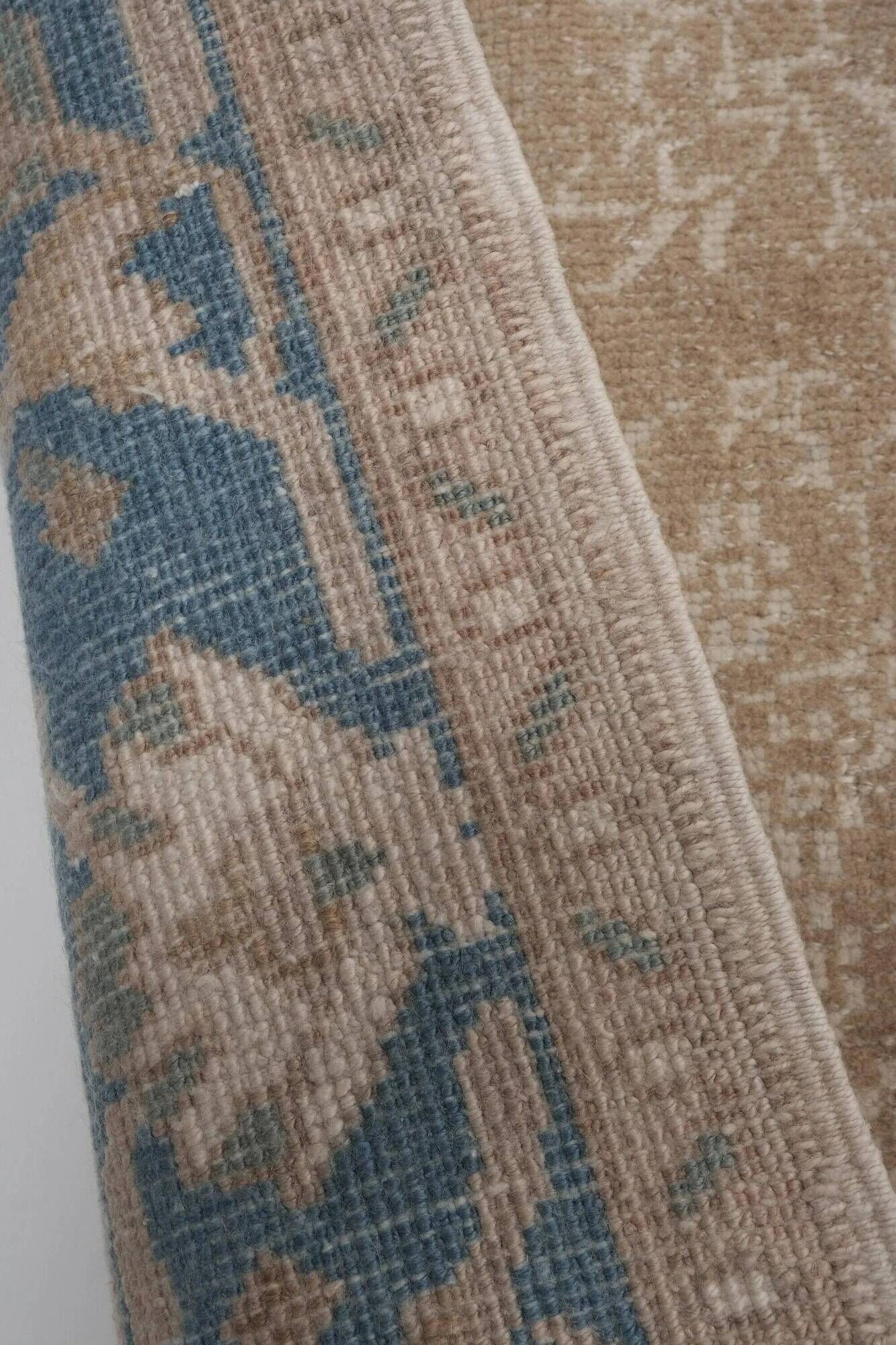 Vintage handmade Turkish rug 138x258 cm
