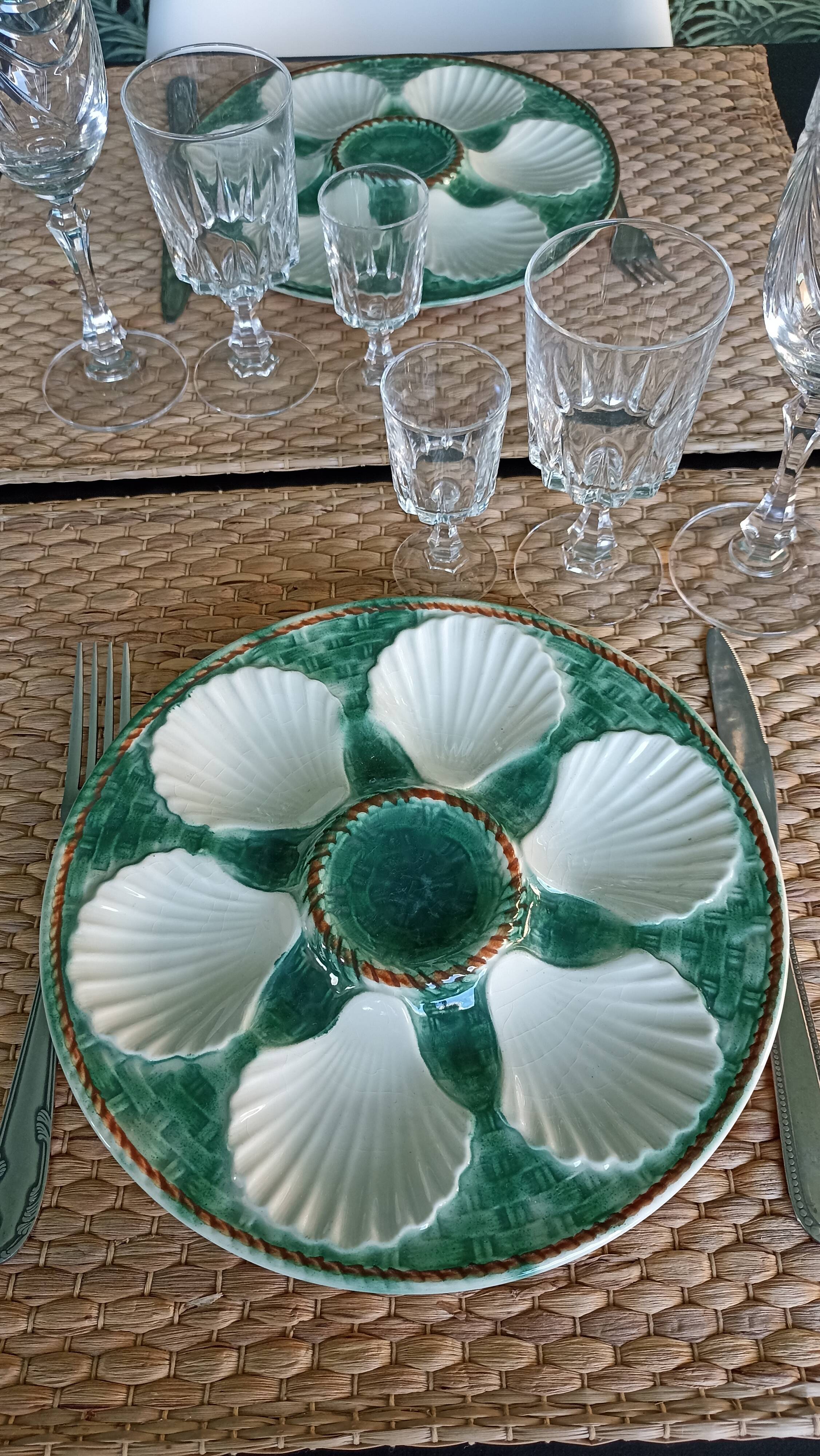 Longchamp oyster plates