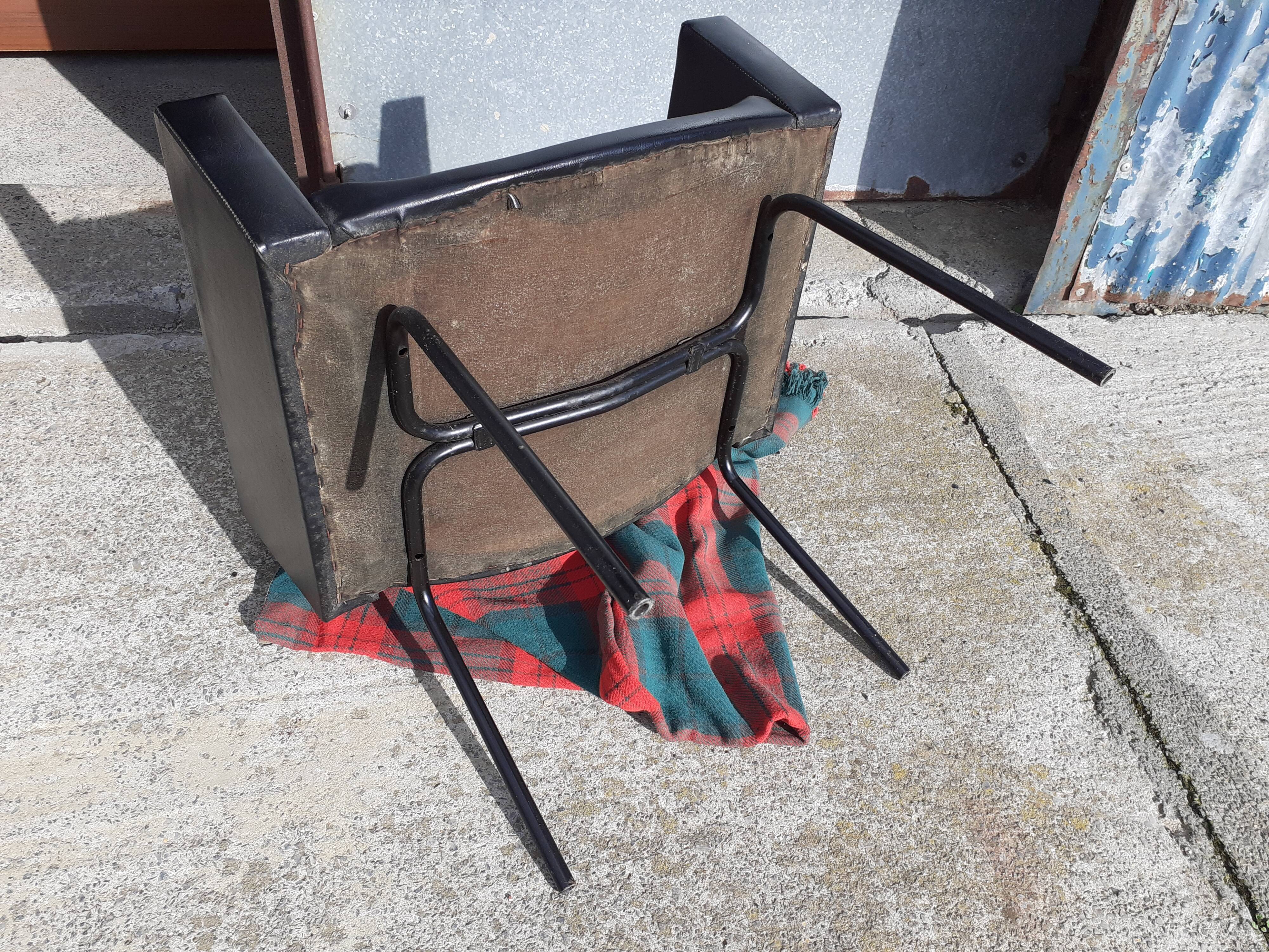 Fauteuil 'Conseil' de Pierre Guariche pour Meurop années 60