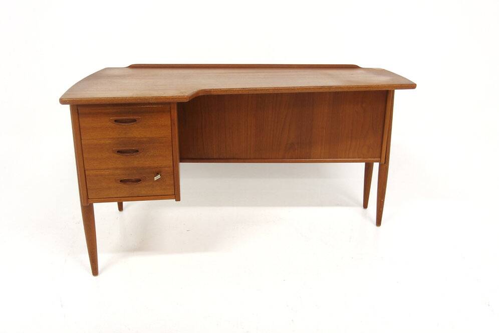 Scandinavian teak desk, Göran Strand, Lelångs Möbelfabrik, Sweden, 1950