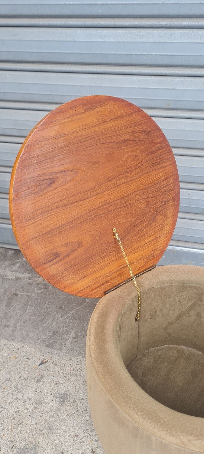 Tabouret de marque Regy