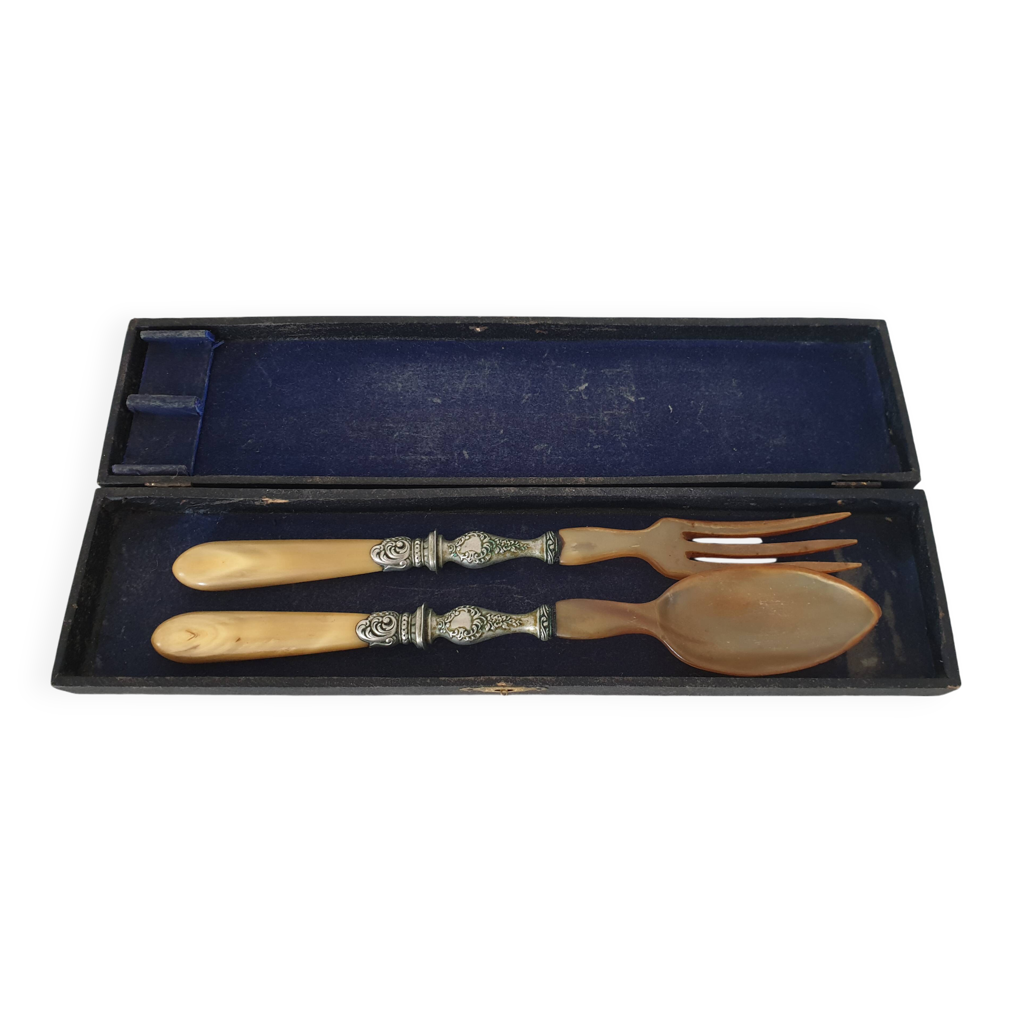 Old horn + silver-plated metal salad servers in their case