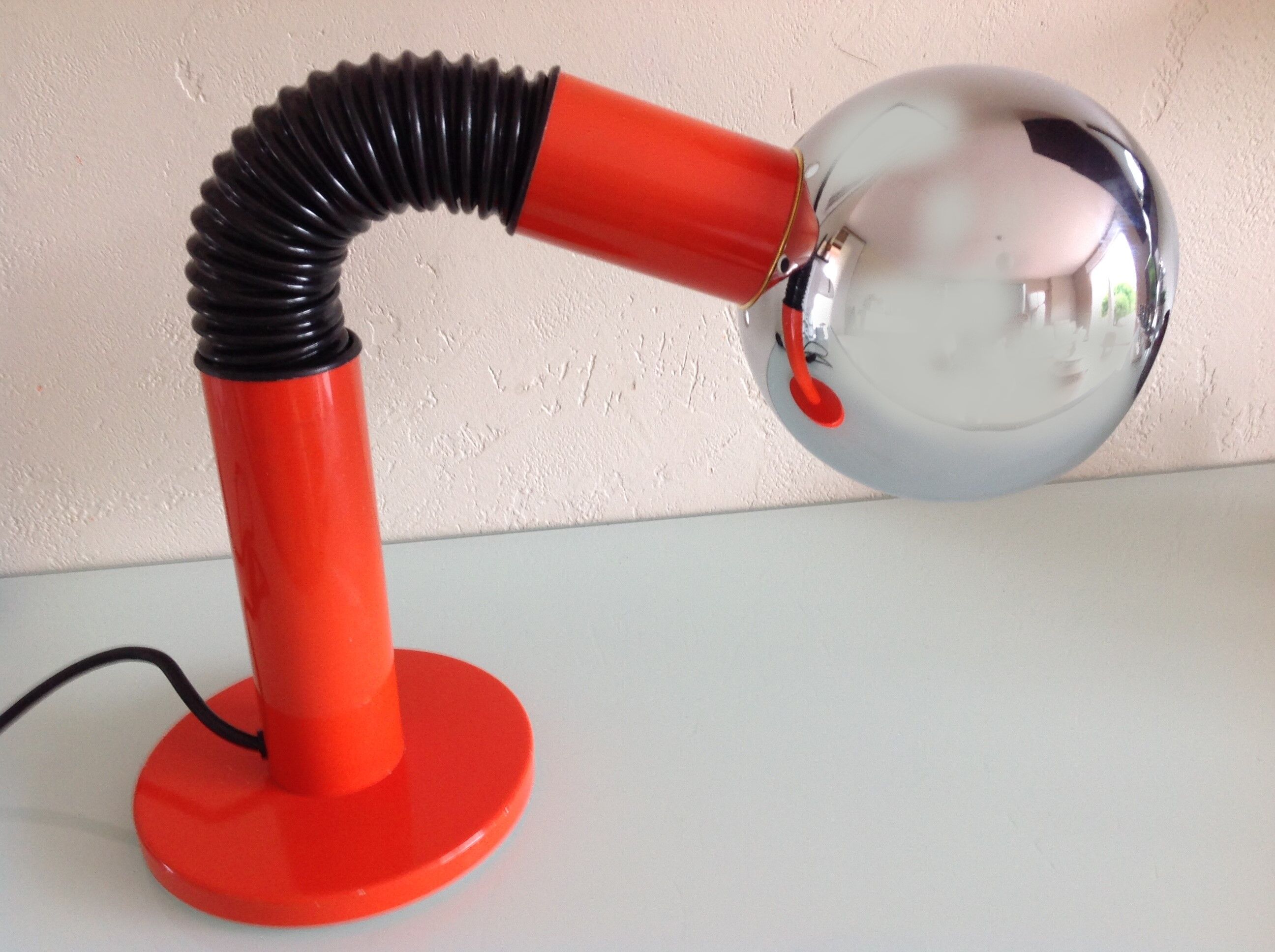 Orange eyeball lamp and chrome globe 60/70