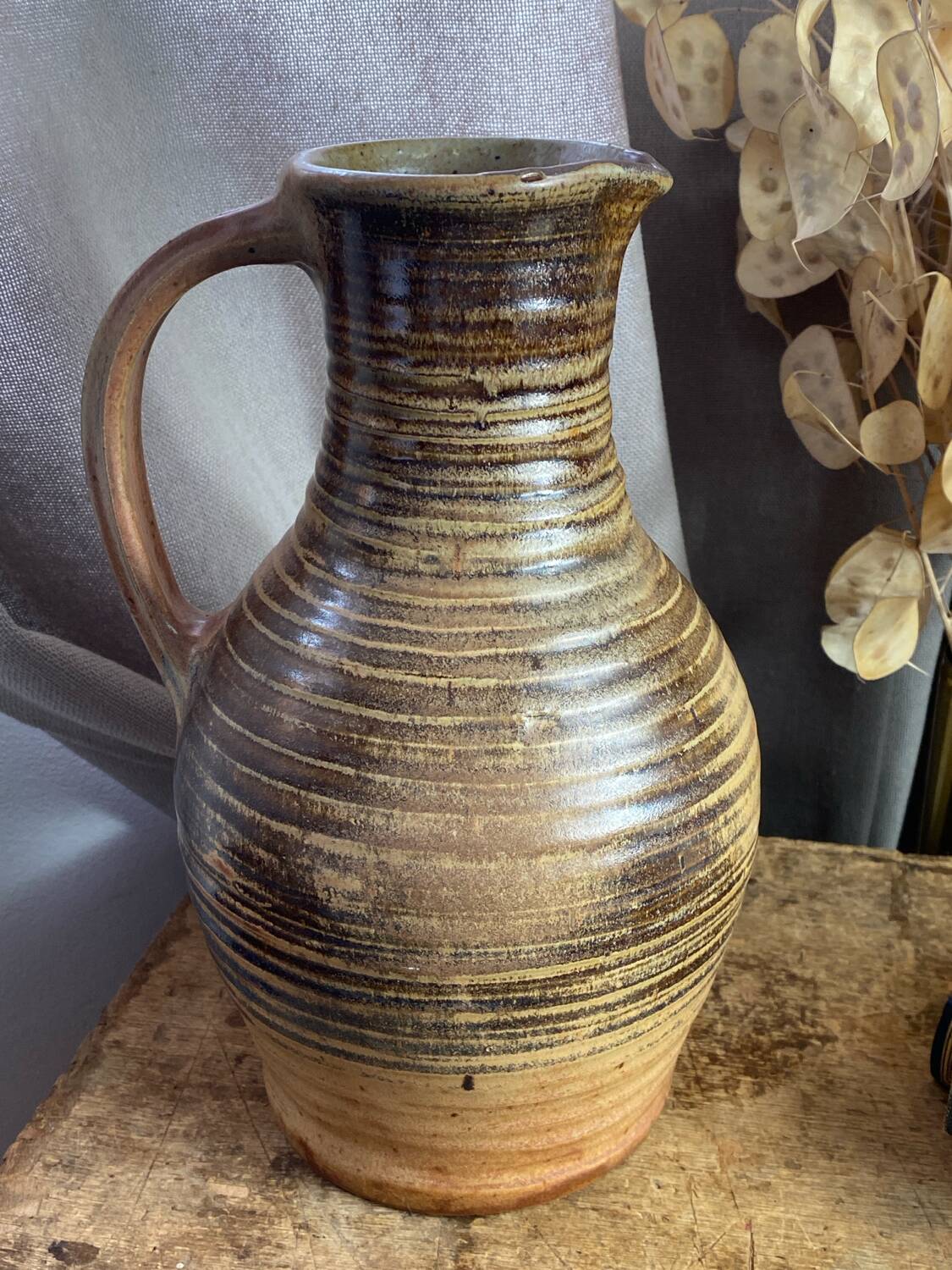 Pyrite stone jug, Fontgombault
