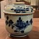 18th-century Chinese pot Qianlong in porcelain