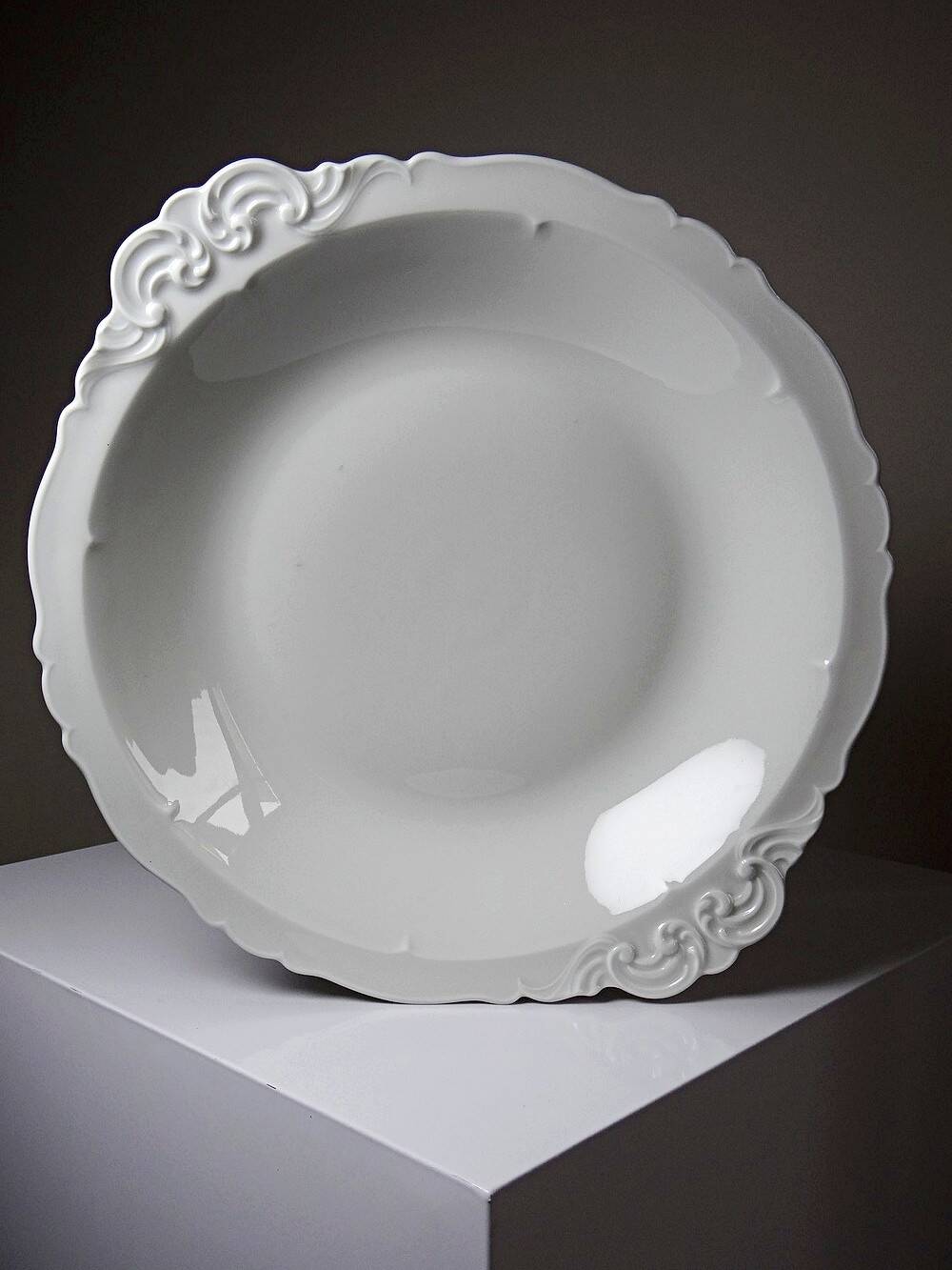 Large, hollow serving dish in fine white Limoges porcelain, vintage/antique
