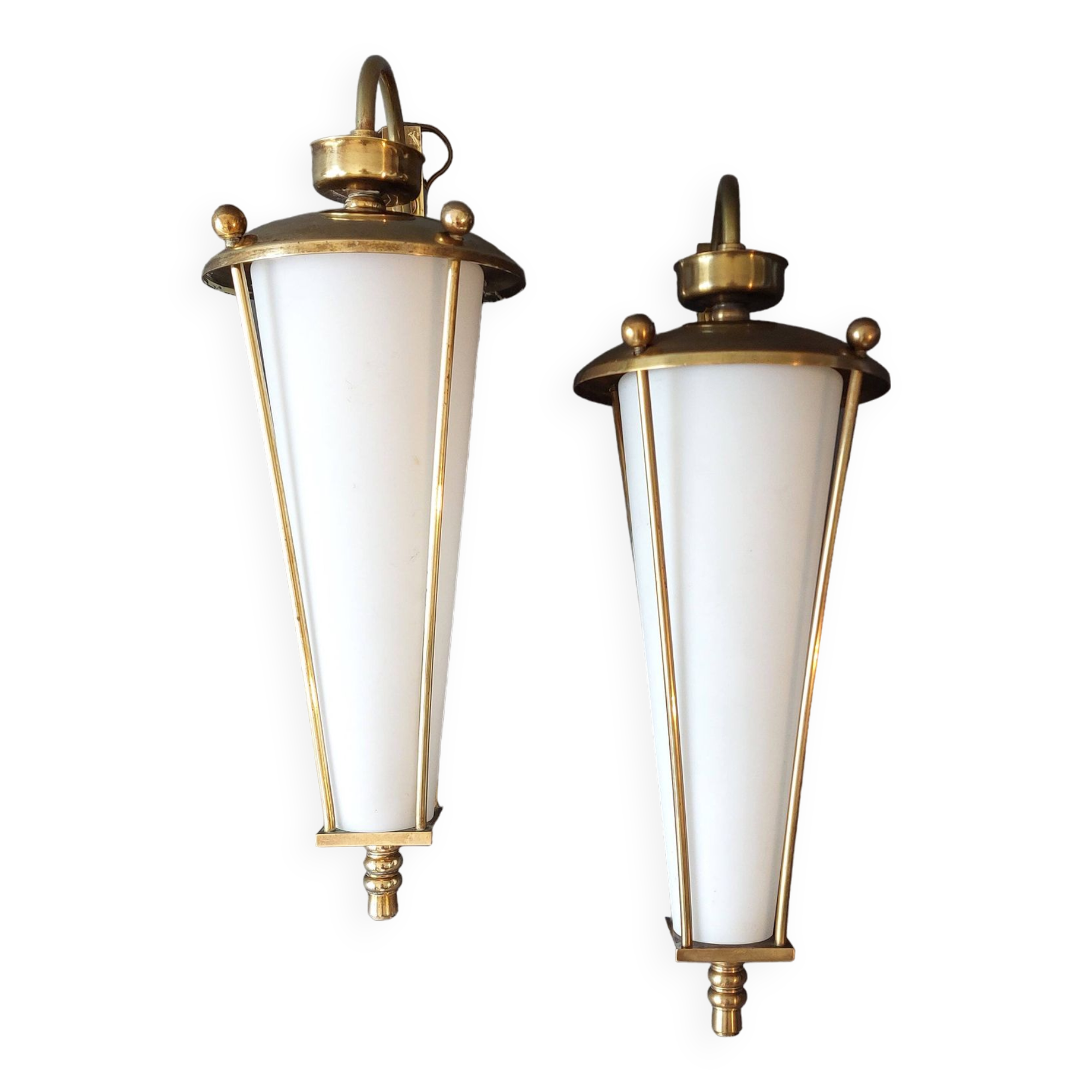 Pair of lantern sconces in gilded brass and opaline 1960.