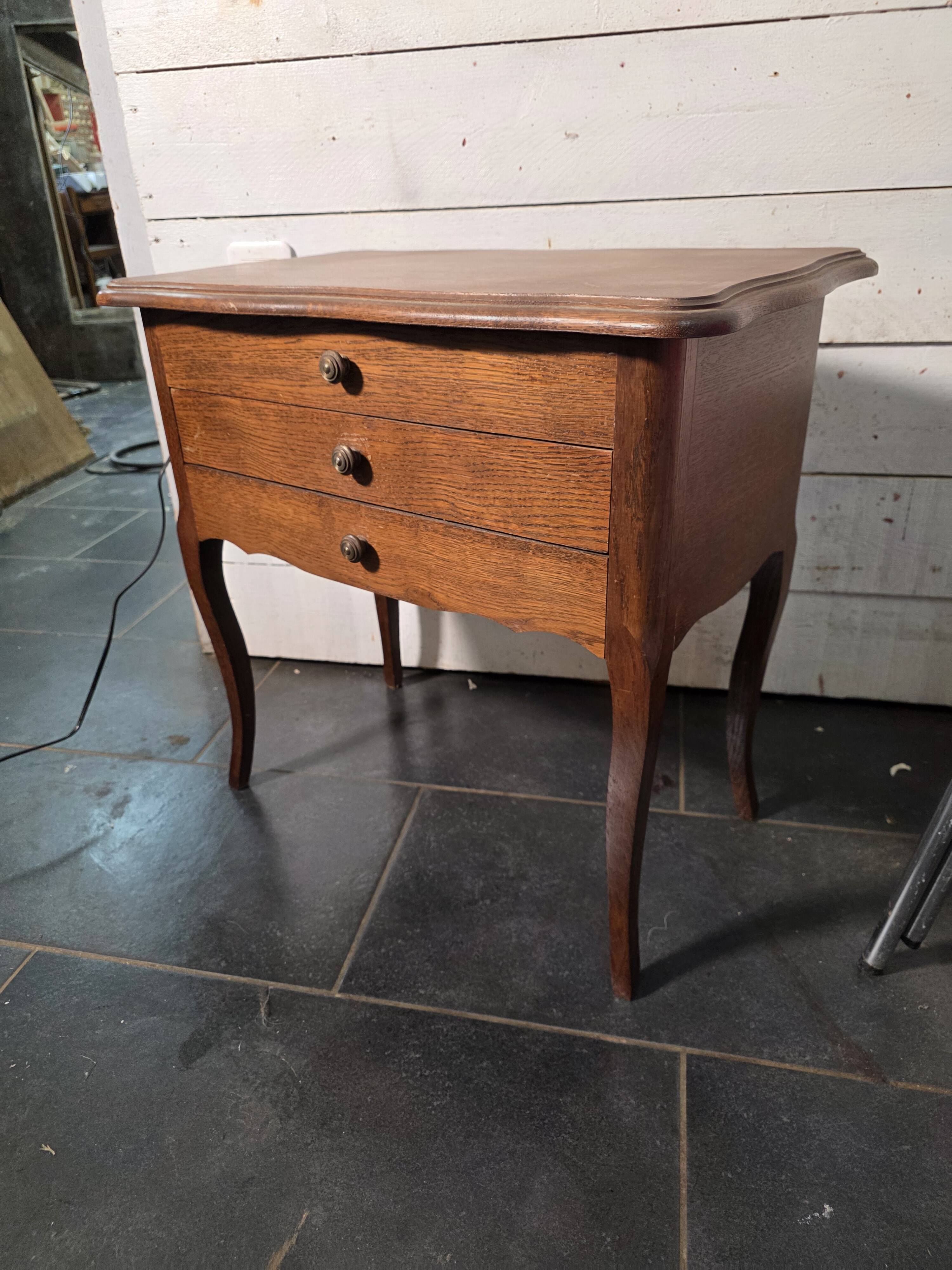 Oak bedside table in Louis XV style