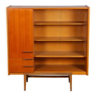 Armoire par Frantisek Mezulanik pour UP Zavody 1960