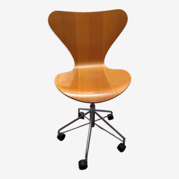 Office swivel chair model 3117 by Arne Jacobsen for Fritz Hansen, 2001