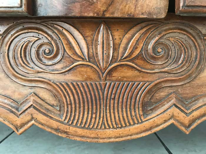 Bressane wardrobe - 18th France