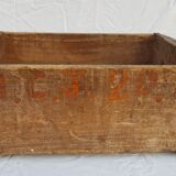 Old workshop box in solid wood with marking / 4 kg