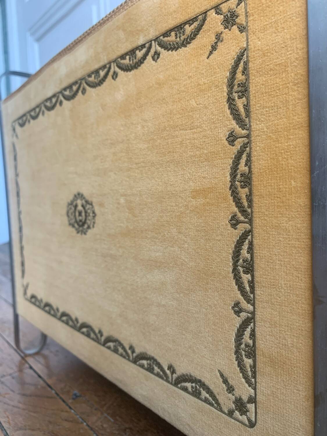 Porte revue Velours