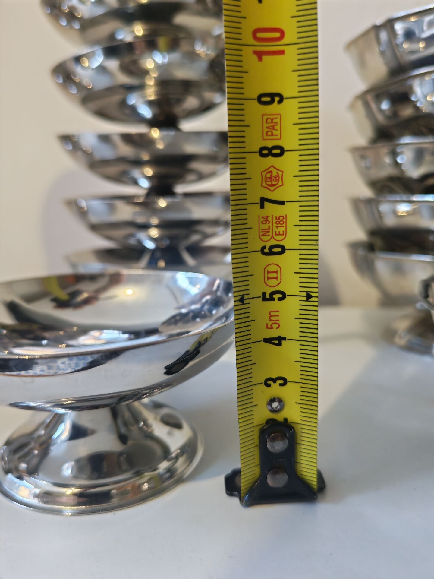 18 low sorbet cups in stainless steel chrome