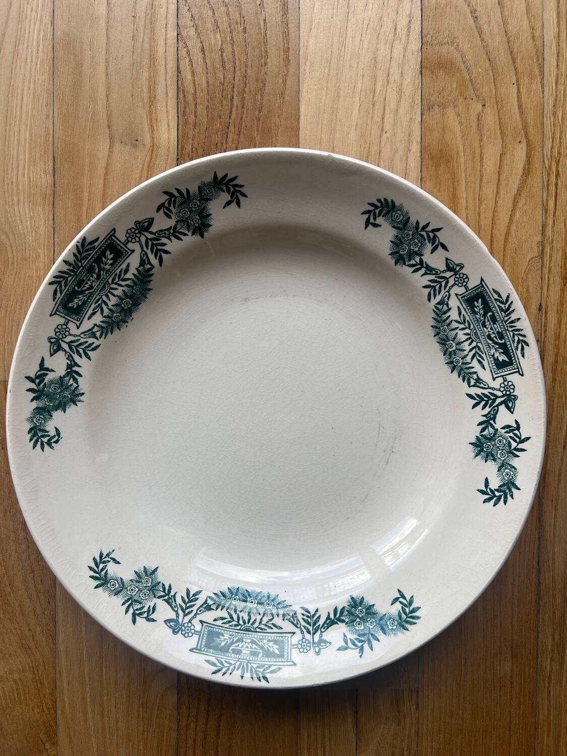 Terre de Fer soup plates