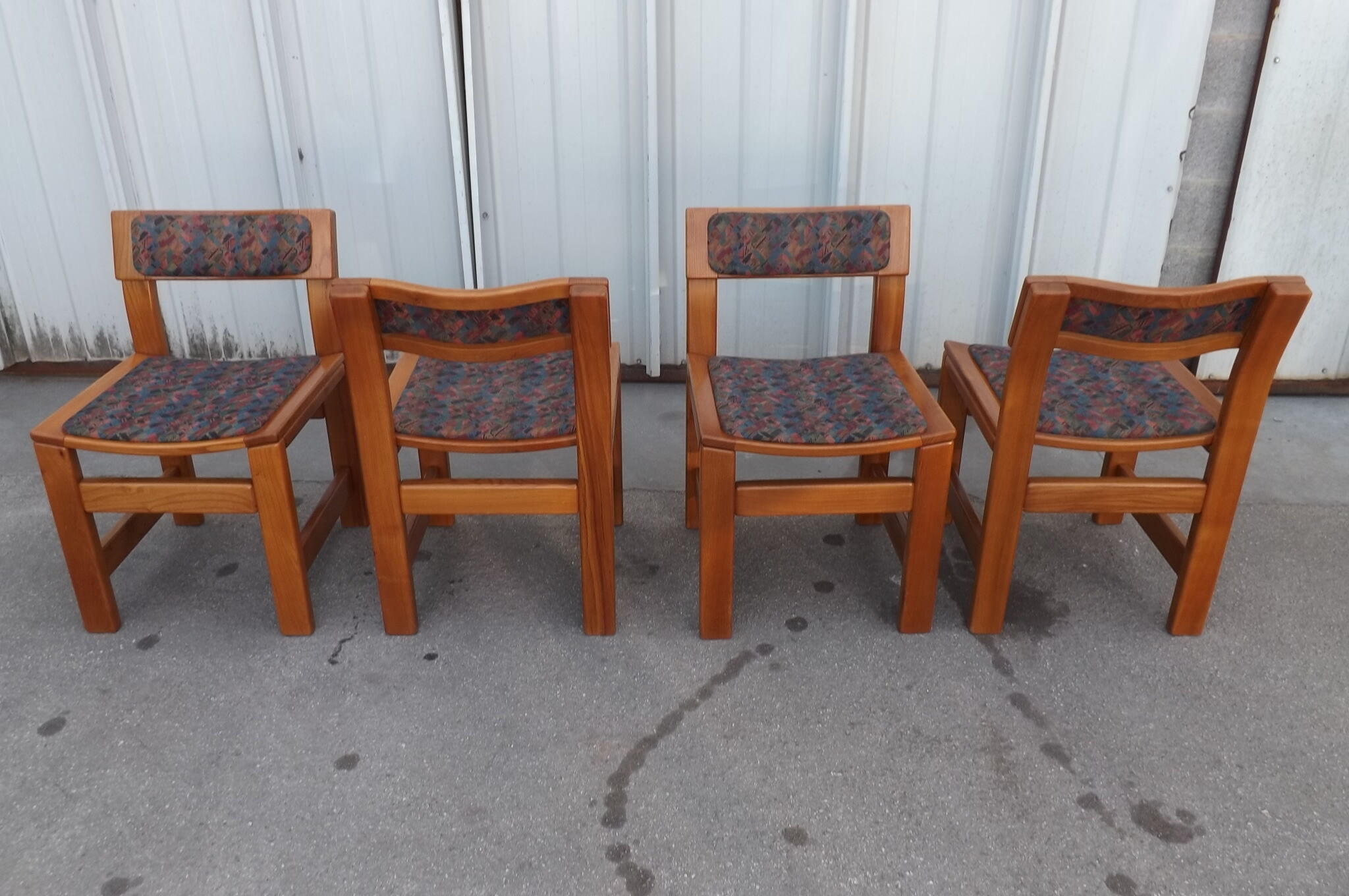 Set de 4 chaises orme Regain vintage 1970