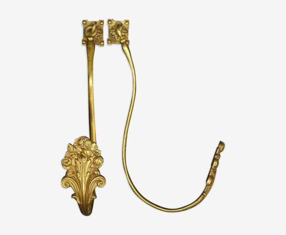 Paire de patères aux roses style Louis XVI du XIXe