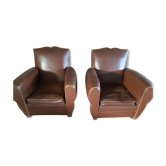Fauteuils Club moustache