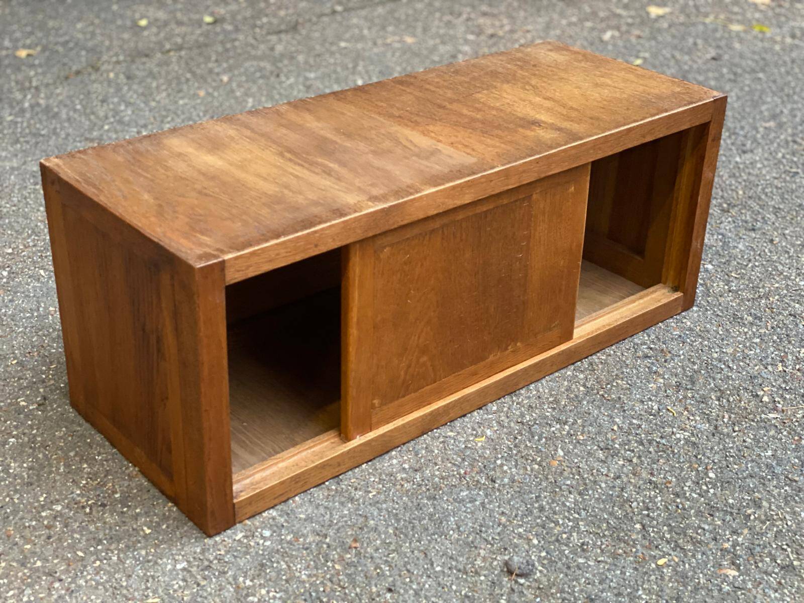 Horizontal filing cabinet with sliding curtains in oak