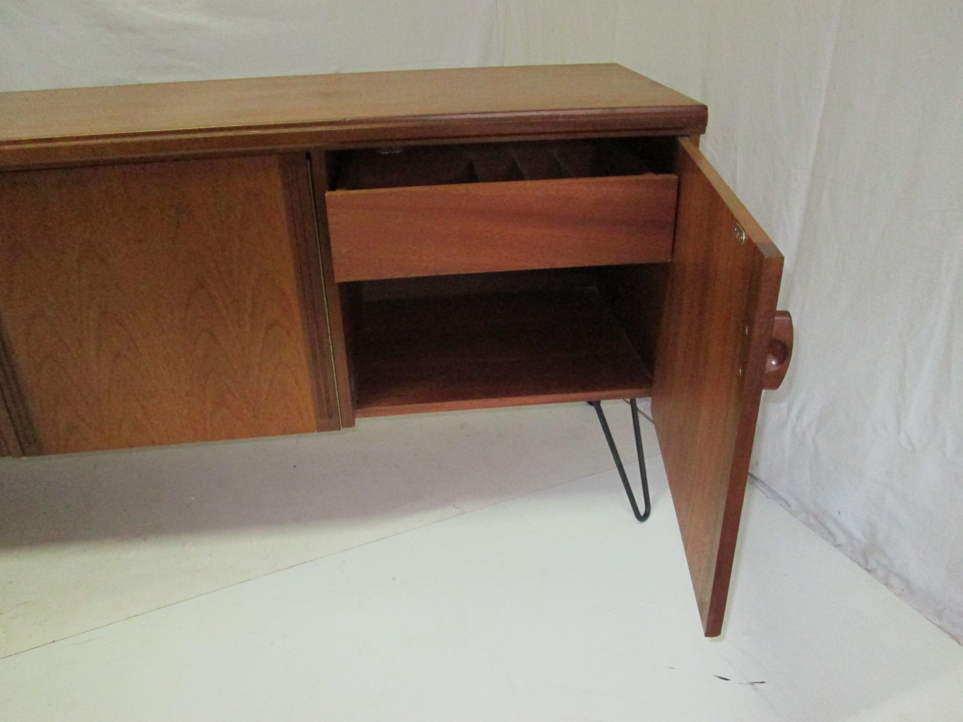 Vintage teak line pins feet