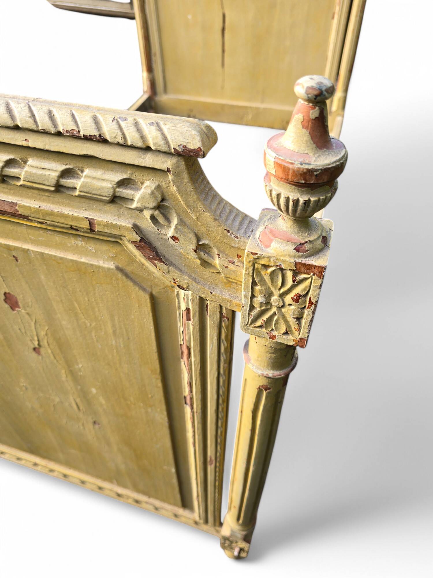 Lit Louis XVI d'époque - coloris d'origine