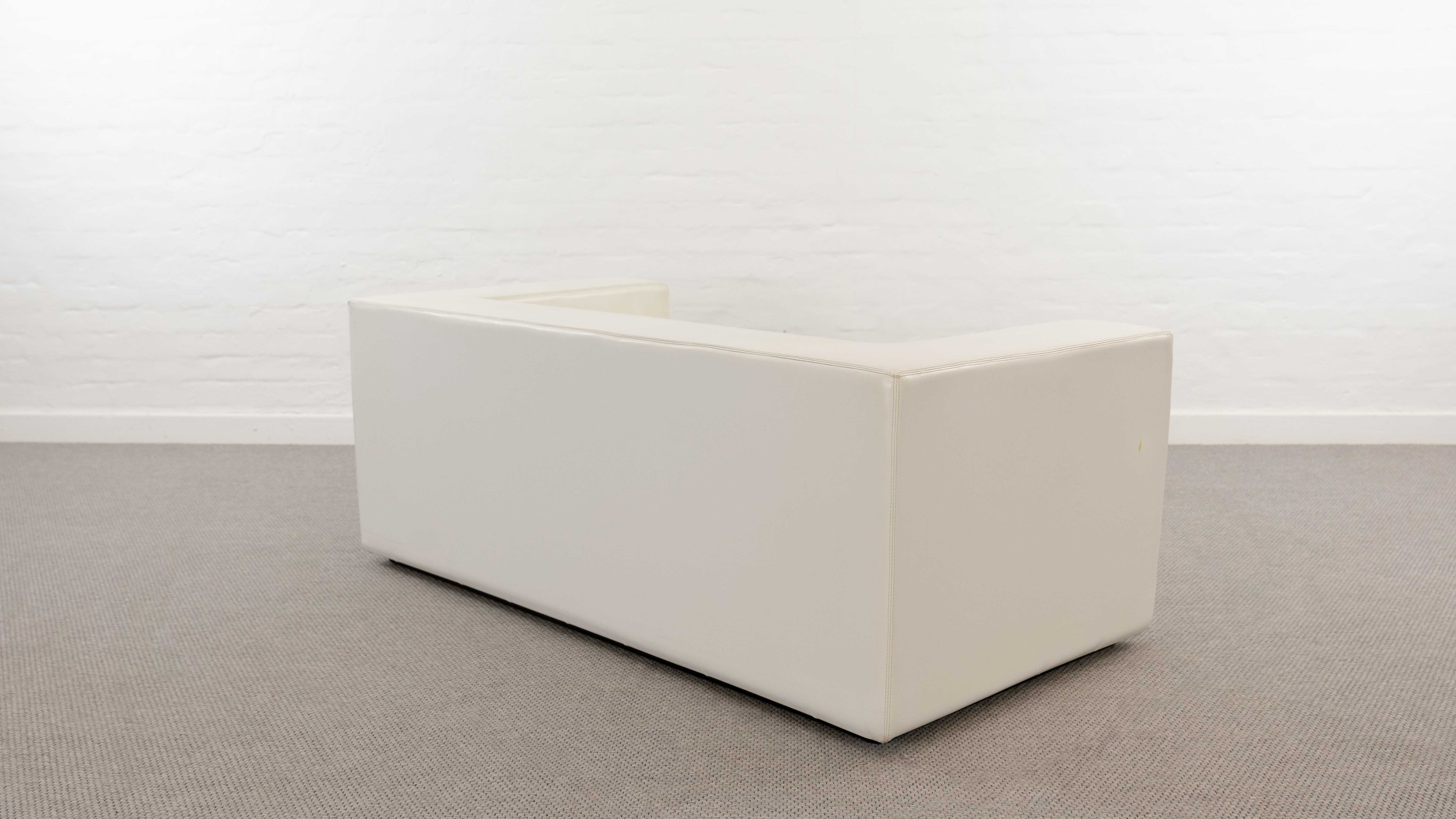 Throw Away sofa by Willie Landels for Zanotta 1965 in white vinyl