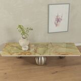 Onyx Coffee Table with Round Feet