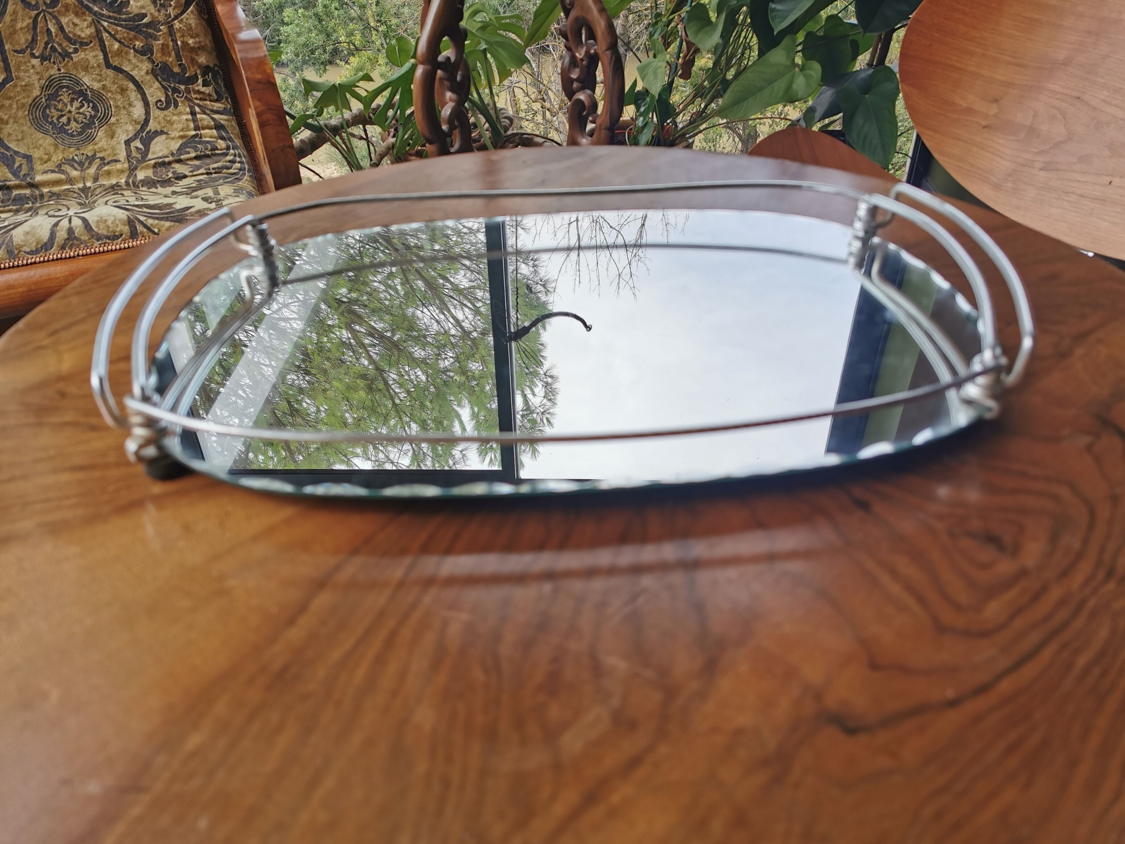 Art deco chrome metal top and mirror
