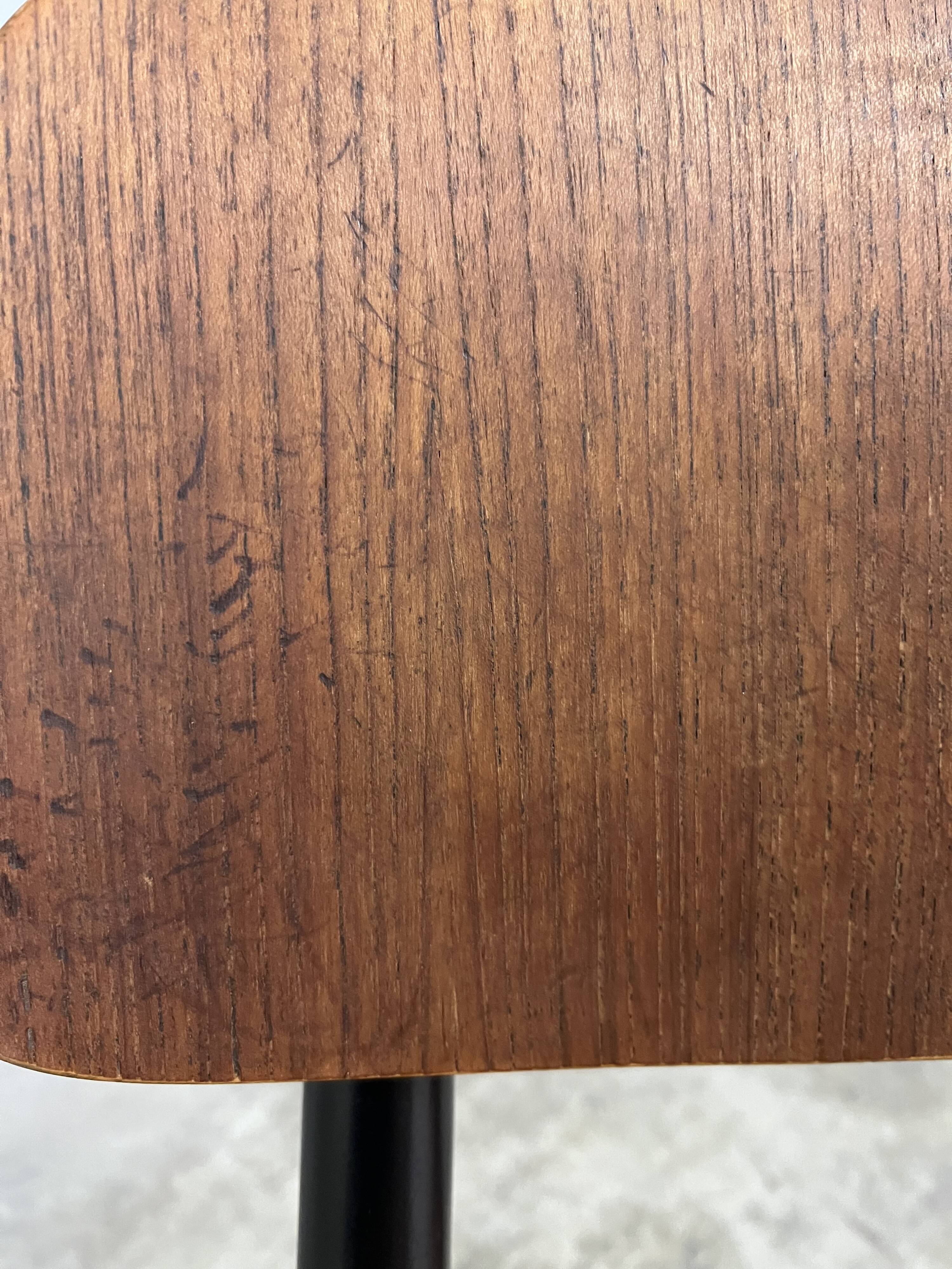 Nesto Scandinavian chair series