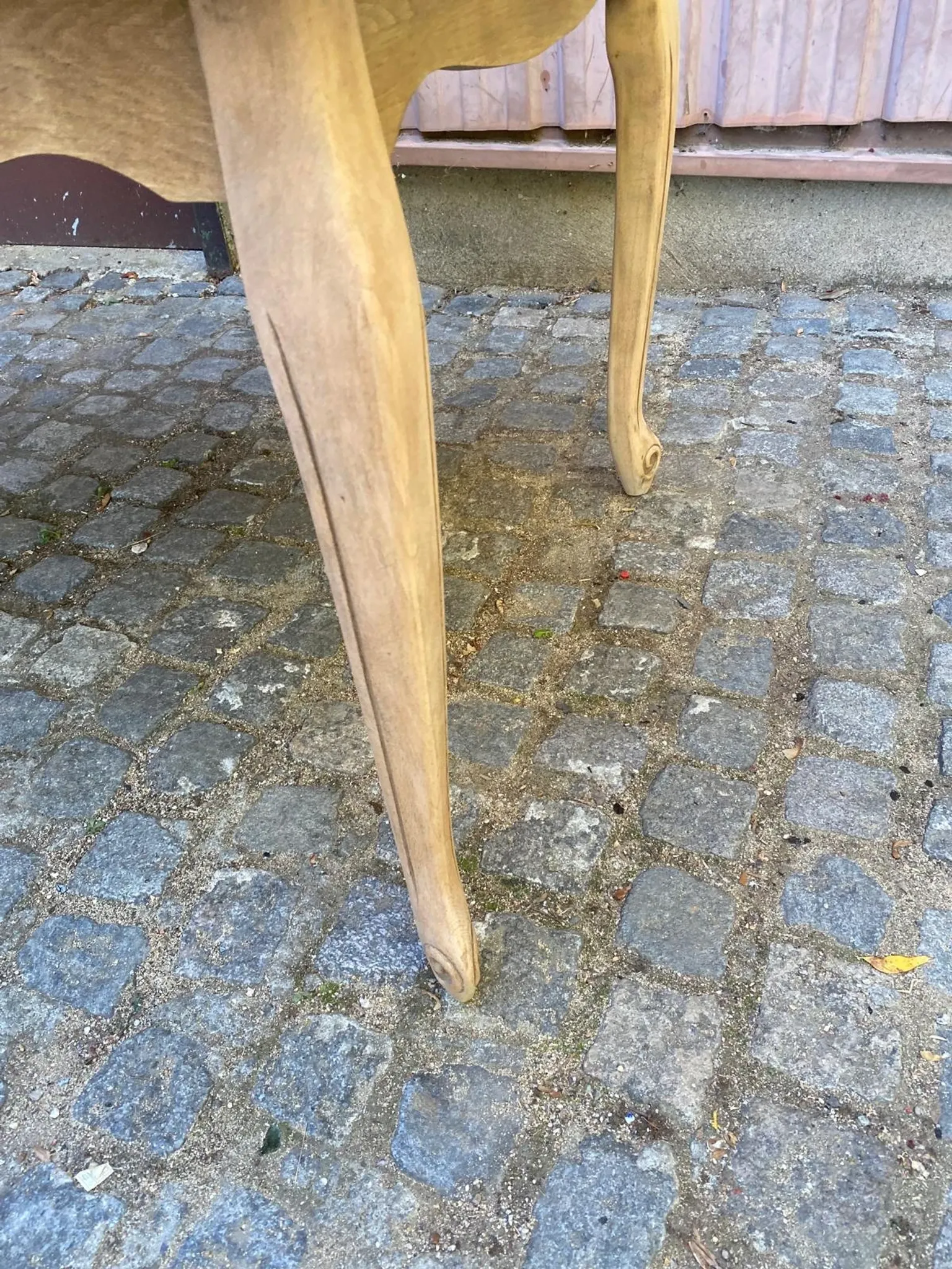 Table à manger Louis XV décapée en chêne massif 1970 215cm