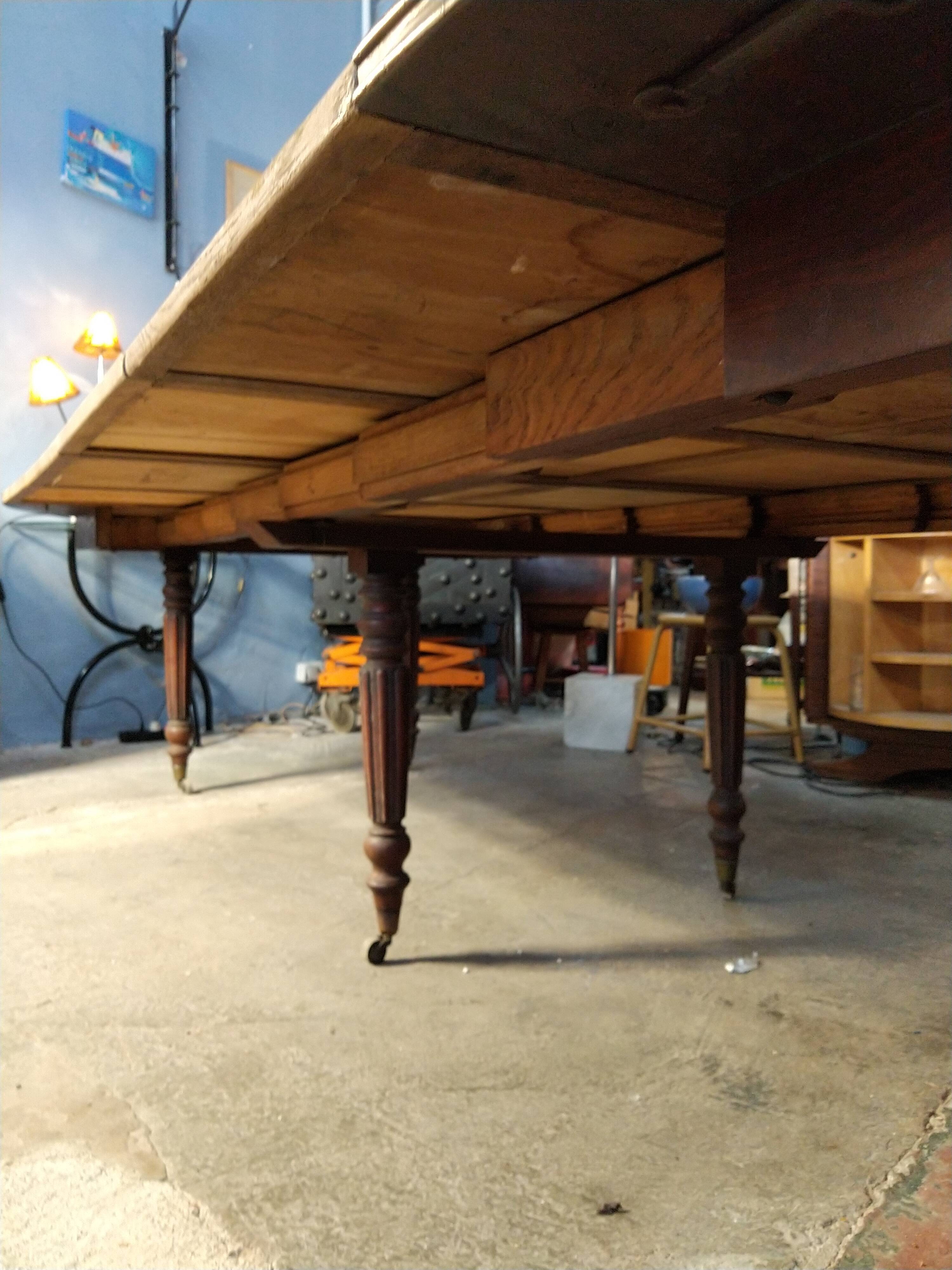 Great table Louis Philippe