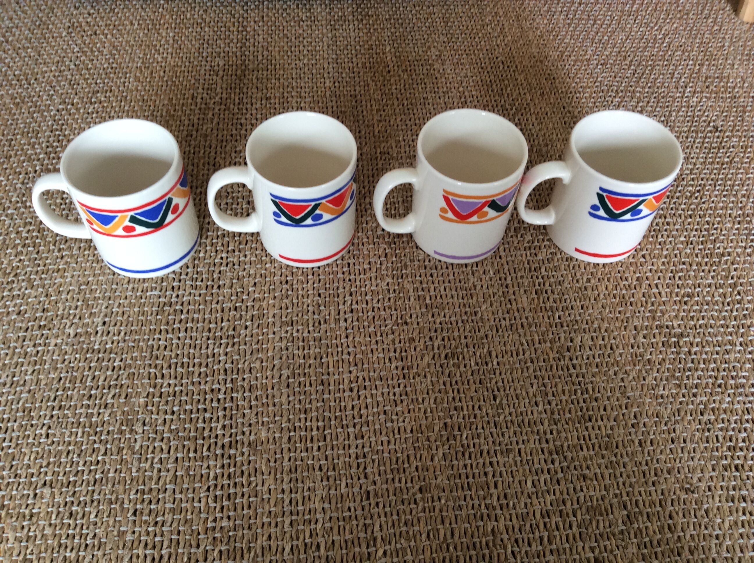 4 mugs