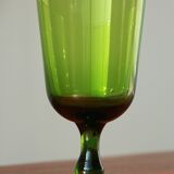 Vase en verre vert