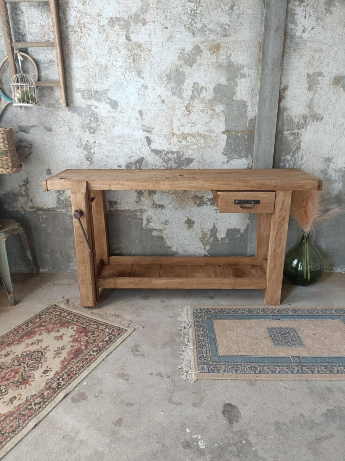 Carpenter's workbench